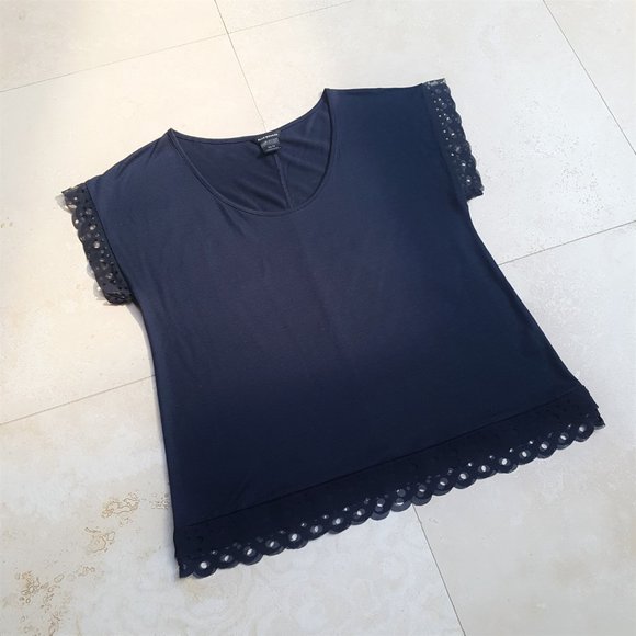 Club Monaco Navy Blue T-shirt - Picture 2 of 8